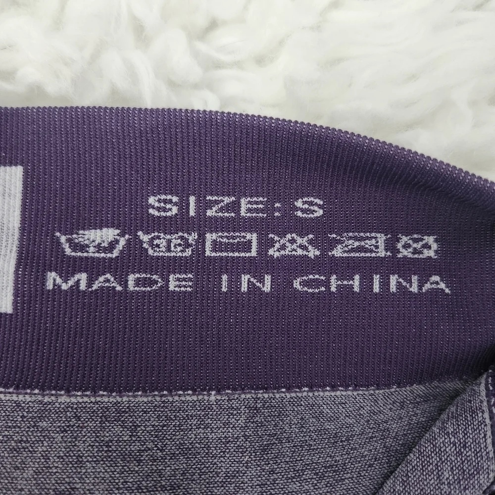 Awakened Heart & Mind AHM High Waist Flow Legging. Color Heather Navy. Size Smal